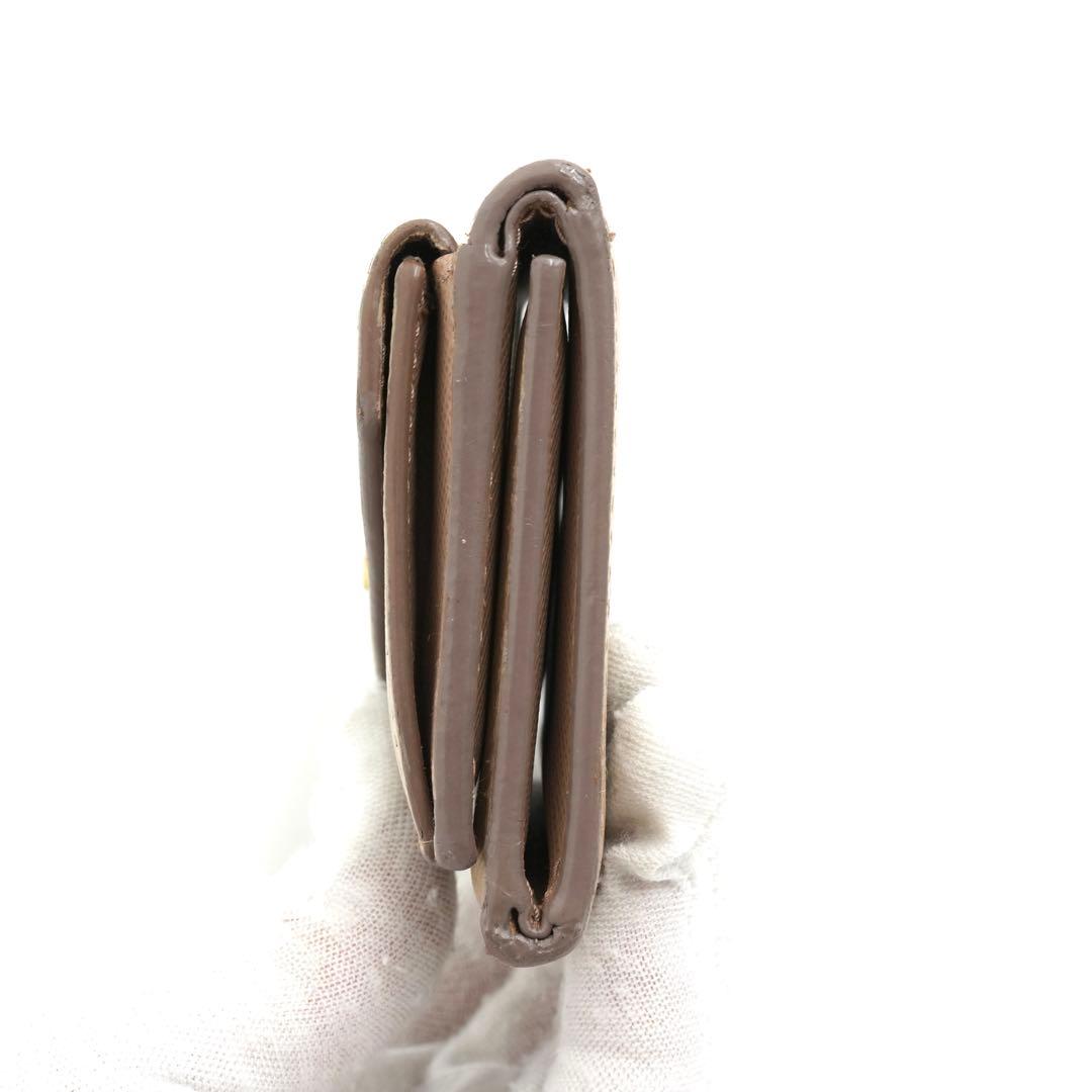 ✨未使用展示品✨　PRADA ミニ財布　サフィアーノレザー　三つ折り　レター型