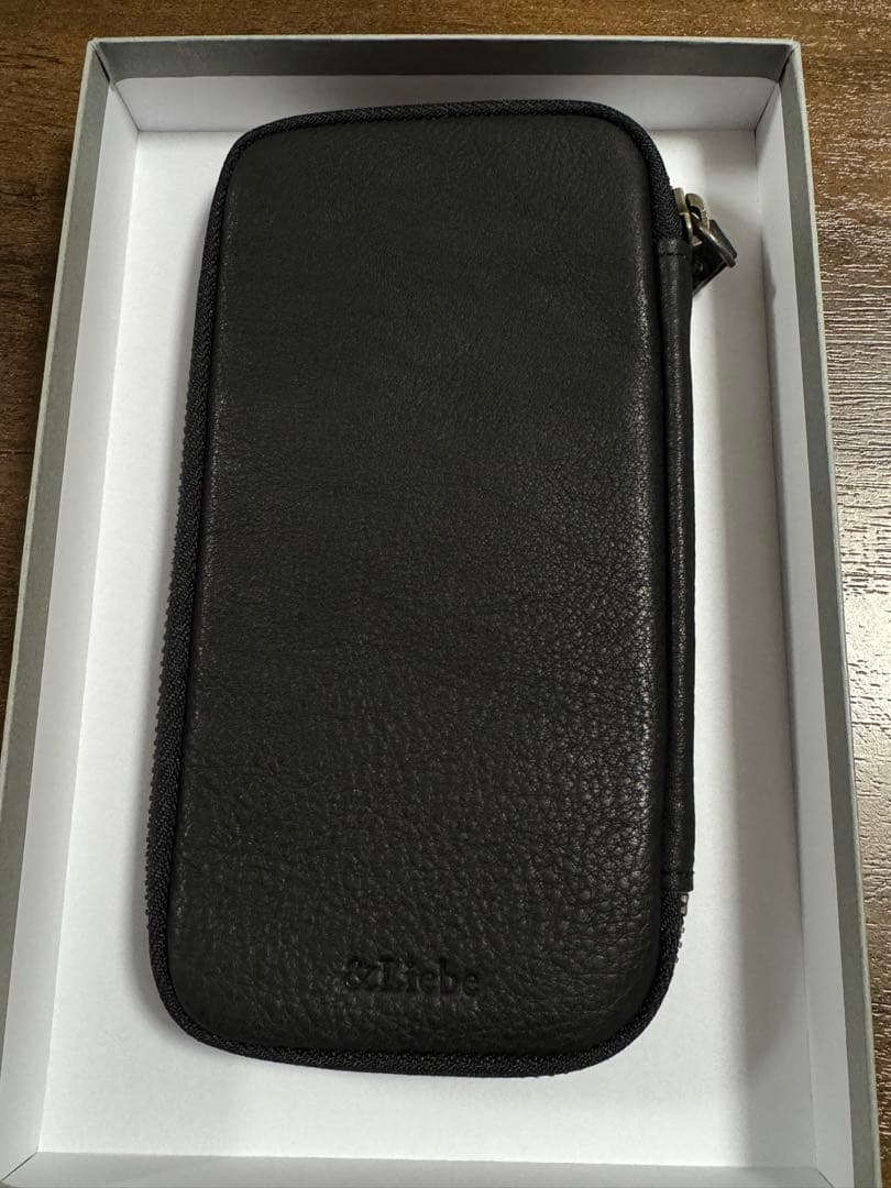 &Liebe ジップペンケース ブラック アンドリーベ ペブルヌメ