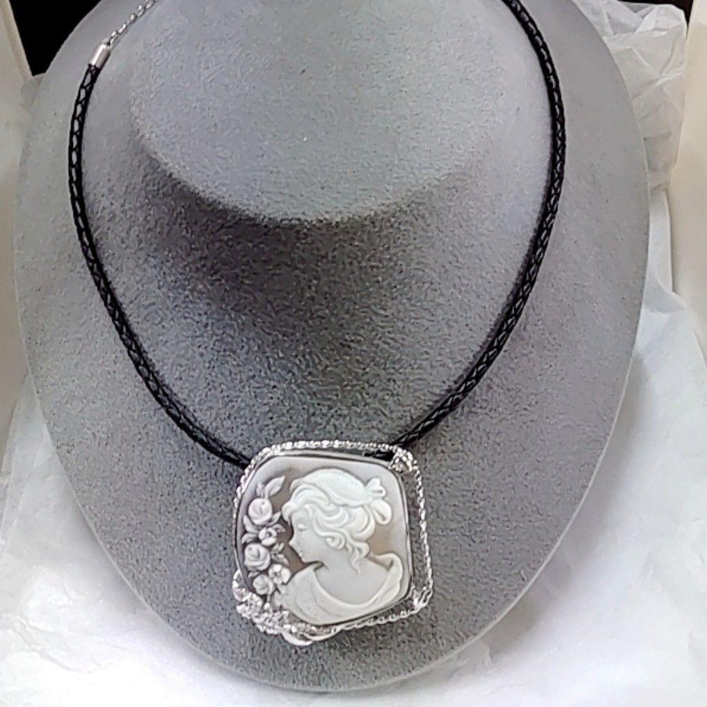 ＳＶ９２５ シェルカメオ ダイヤモンド付き ブローチ ペンダント他２点セット