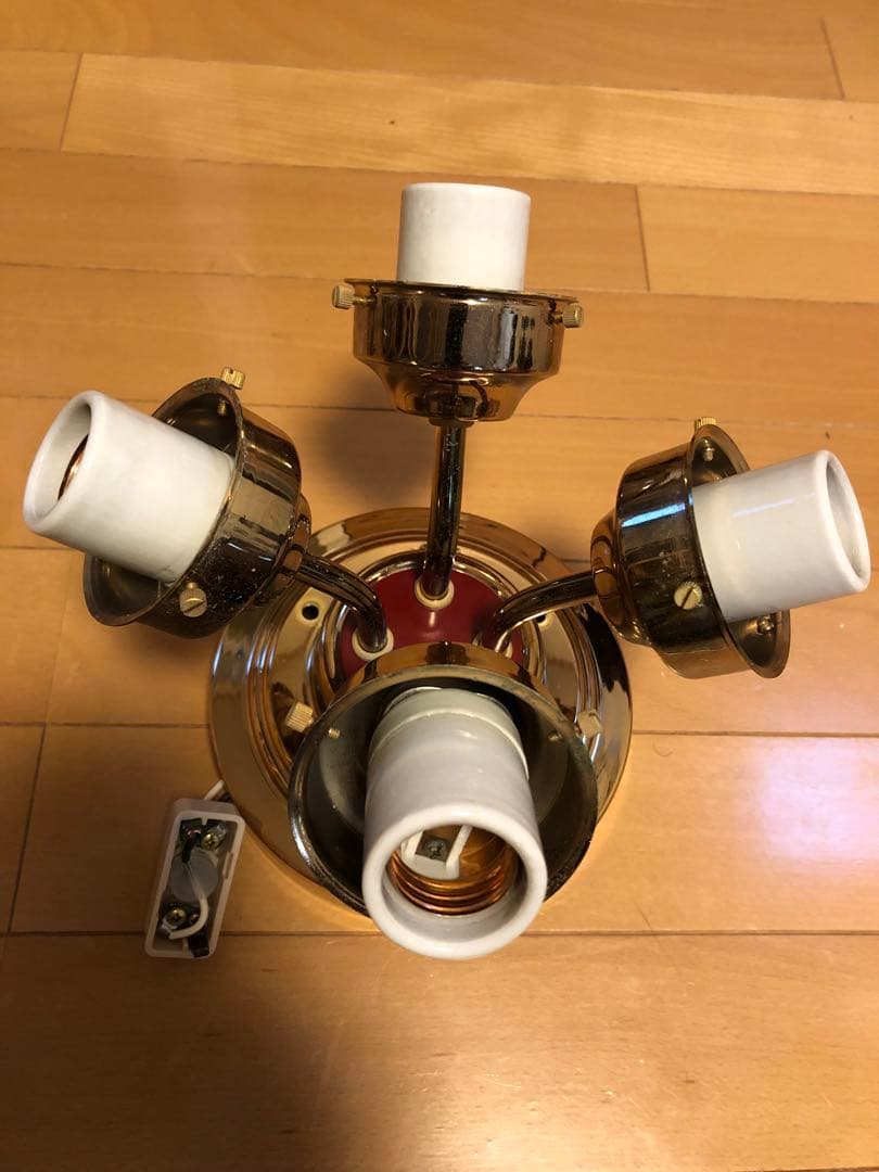 フラワー型ガラスシェードシャンデリア