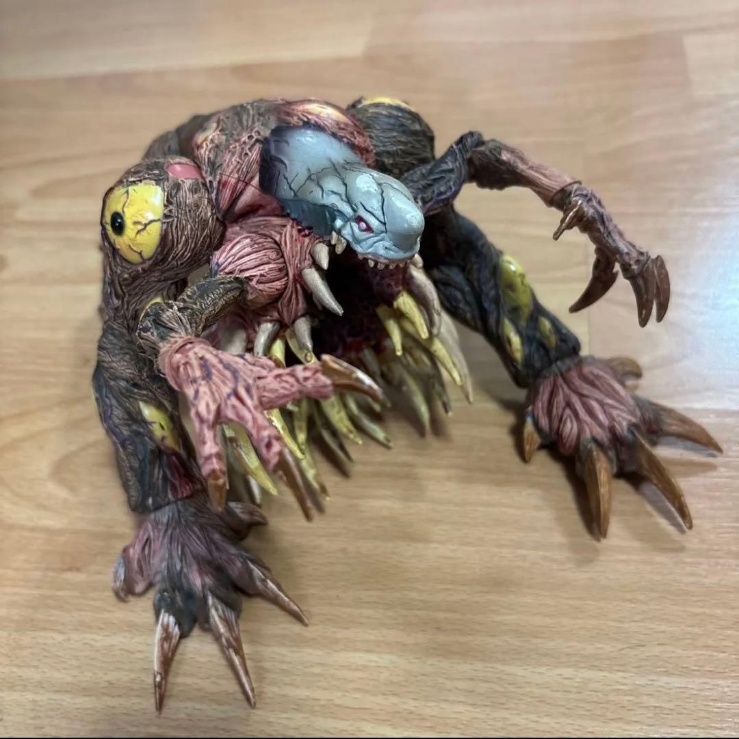 バイオハザード Ｇ ウィリアム・バーキン(第4形態) フィギュア