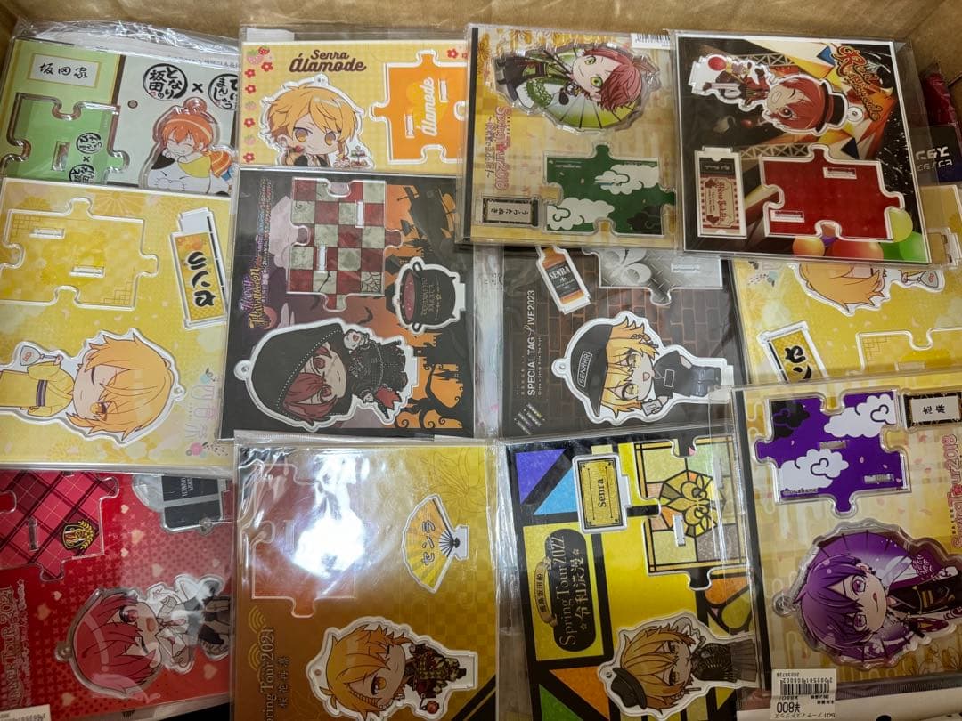 アニメグッズ キャラクターグッズ まとめ売り 超大量 大量 缶バッジ 激安 処分