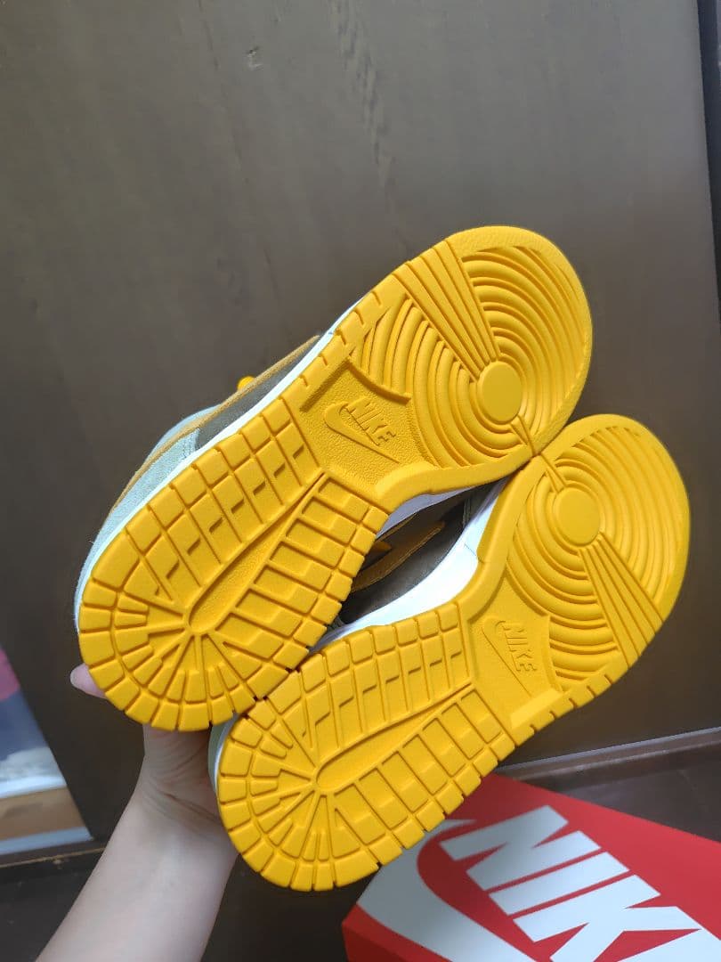 Nike Dunk Low スニーカー ダスティオリーブ/ブラウン/イエロー