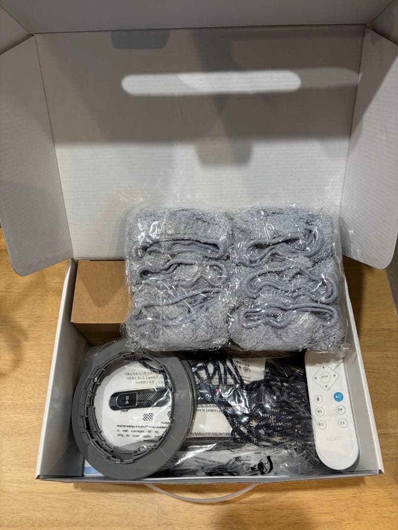 k*n様 HOBOT-R3 ホボット 窓拭きロボット 窓掃除 AI搭載