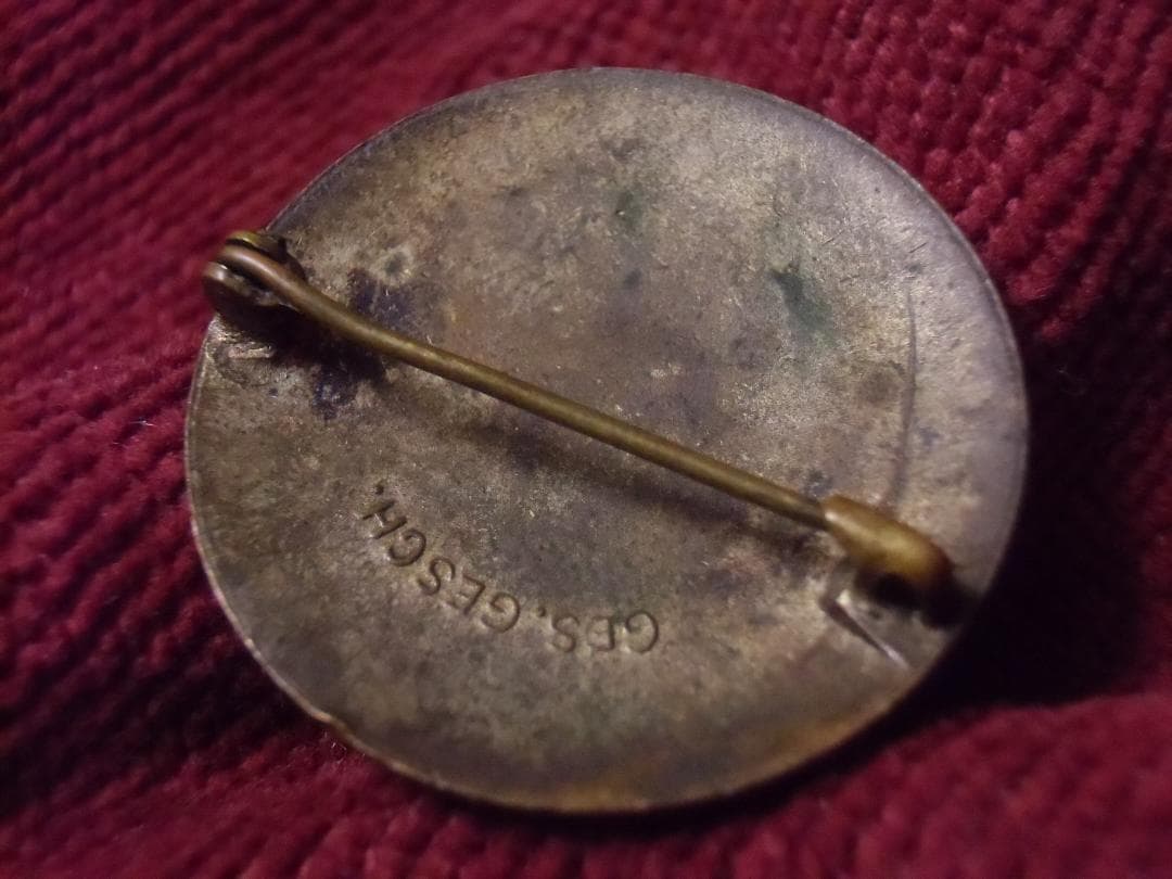 ⊞ドイツ軍の勲章/徽章＊赤十字＊看護助手章/バッジ/ブローチ（実物）