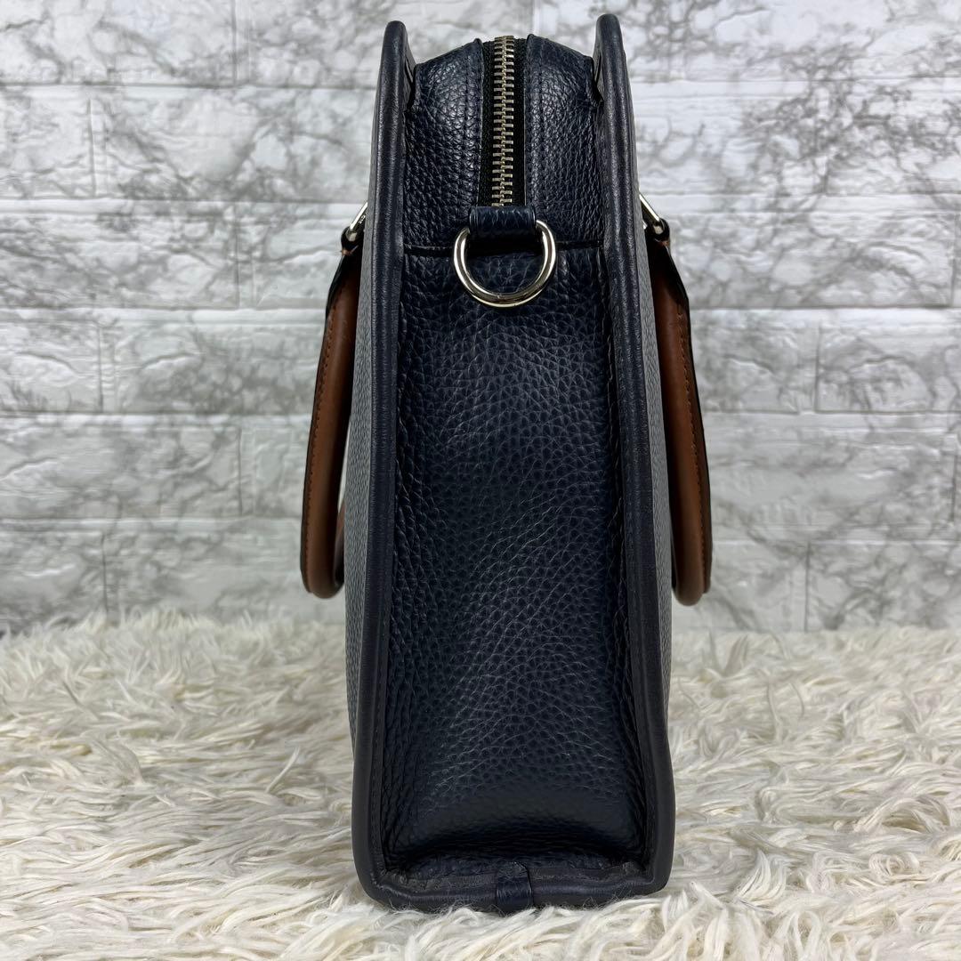 【美品】コーチ ブリーフケース ビジネスバッグ レザー A4 PC収納可 シボ革