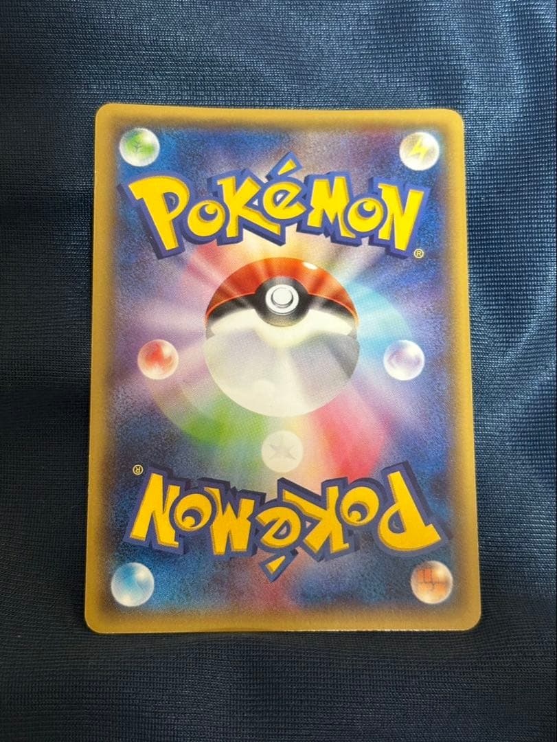 あったかピカチュウ：ユニクロ：KポケモンヒートテッククルーネックＴ PROMO…