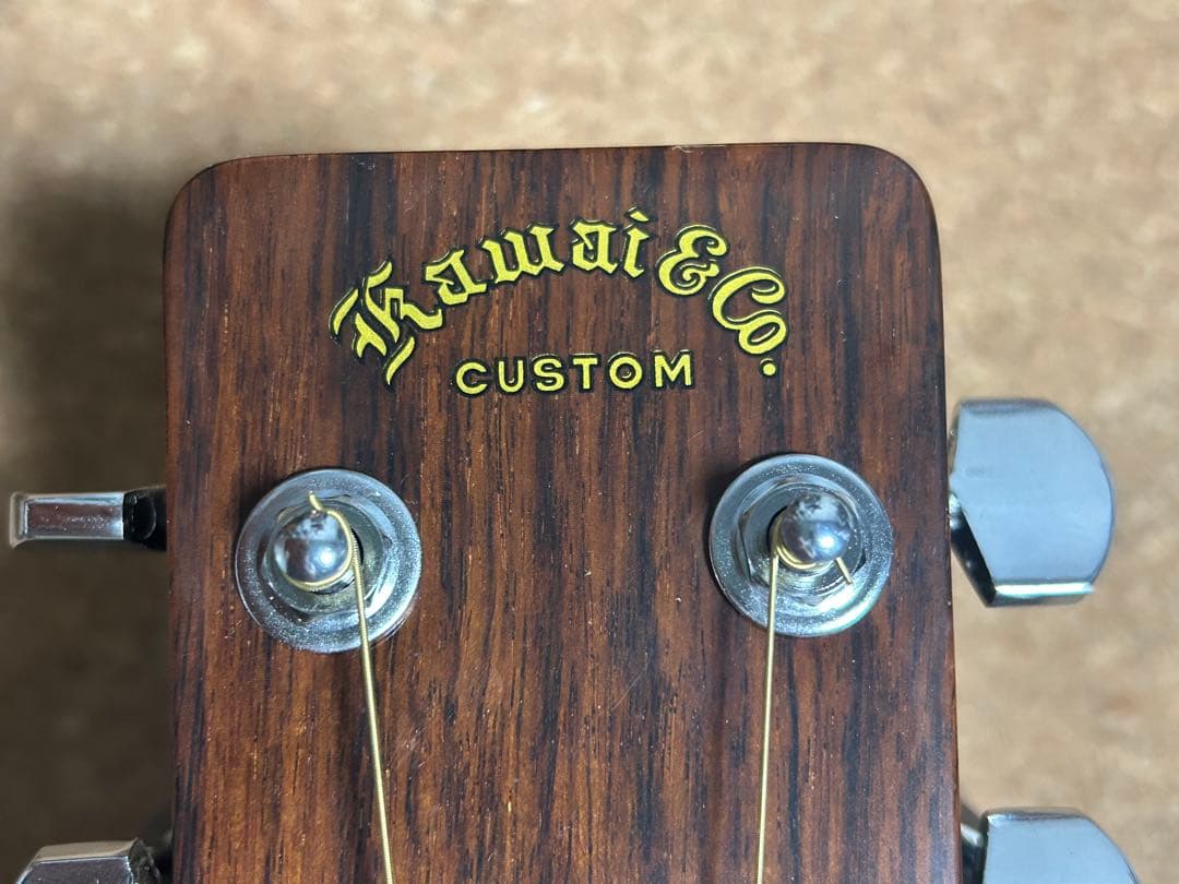 【美品】Kawai Custom アコースティックギター　ハードケース付き