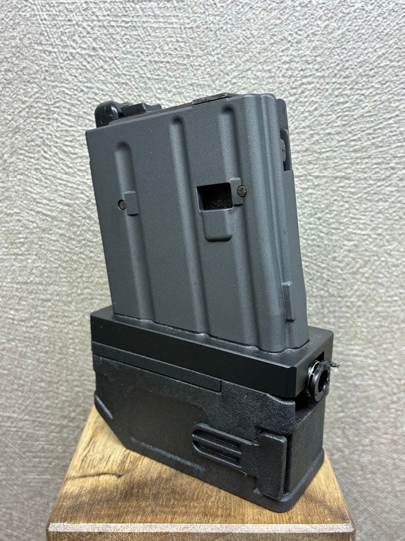 R7-24 東京マルイ GBB M4 マガジンアダプター 外部ソース仕様
