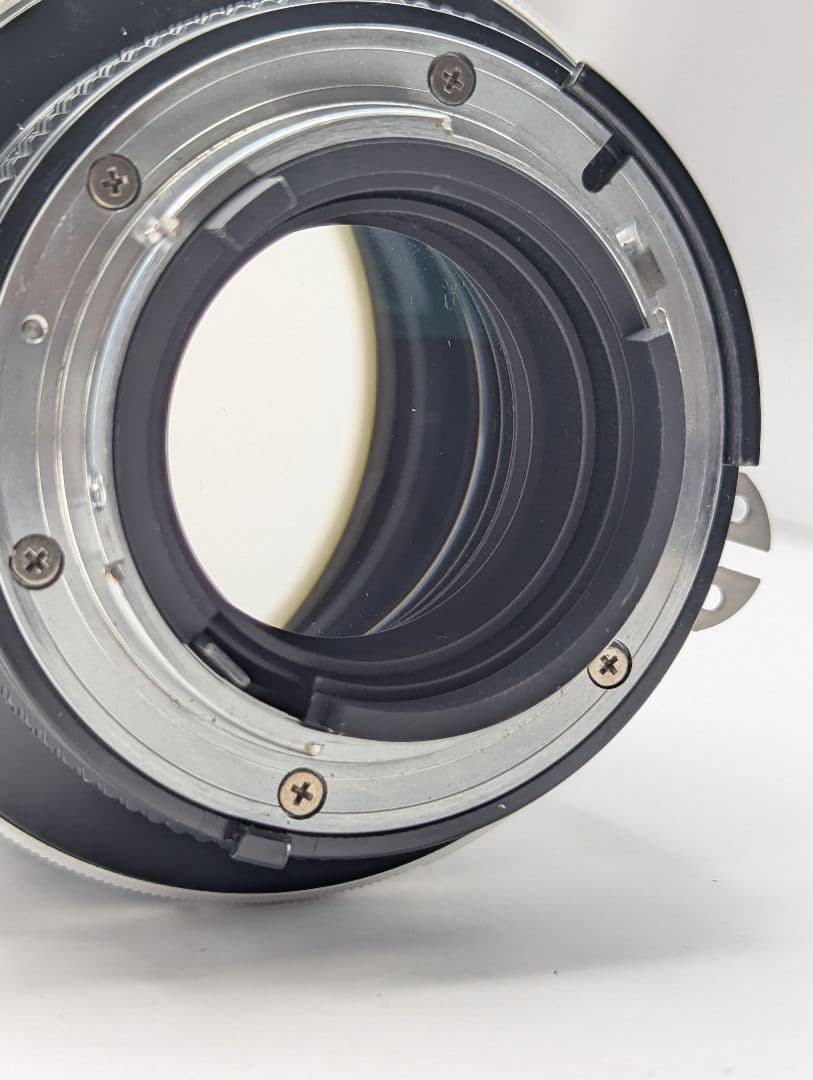 Nikon Ai-S NIKKOR 105mm F1.8 単焦点レンズ