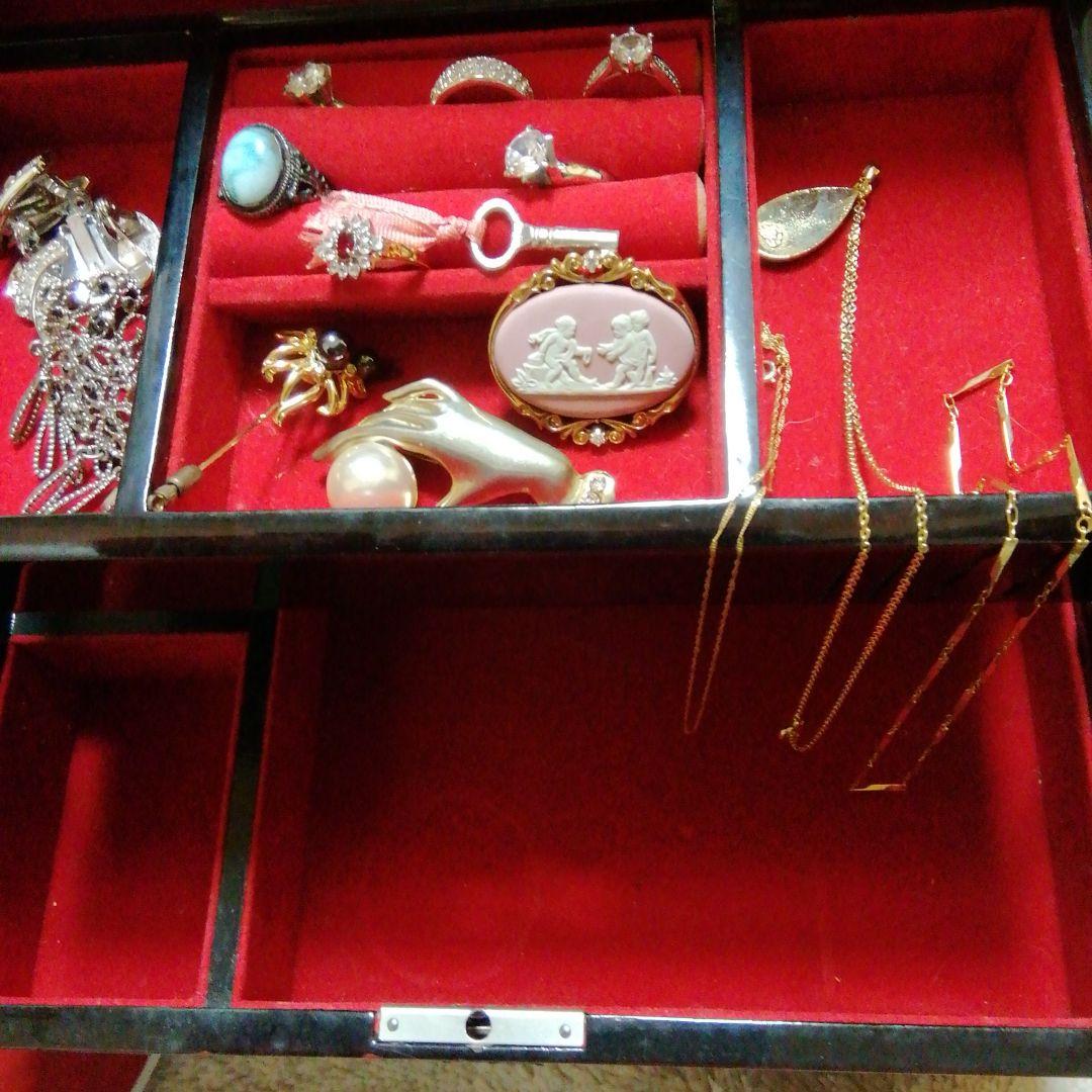 ジュエリー付きオルゴールジュエリーボックス