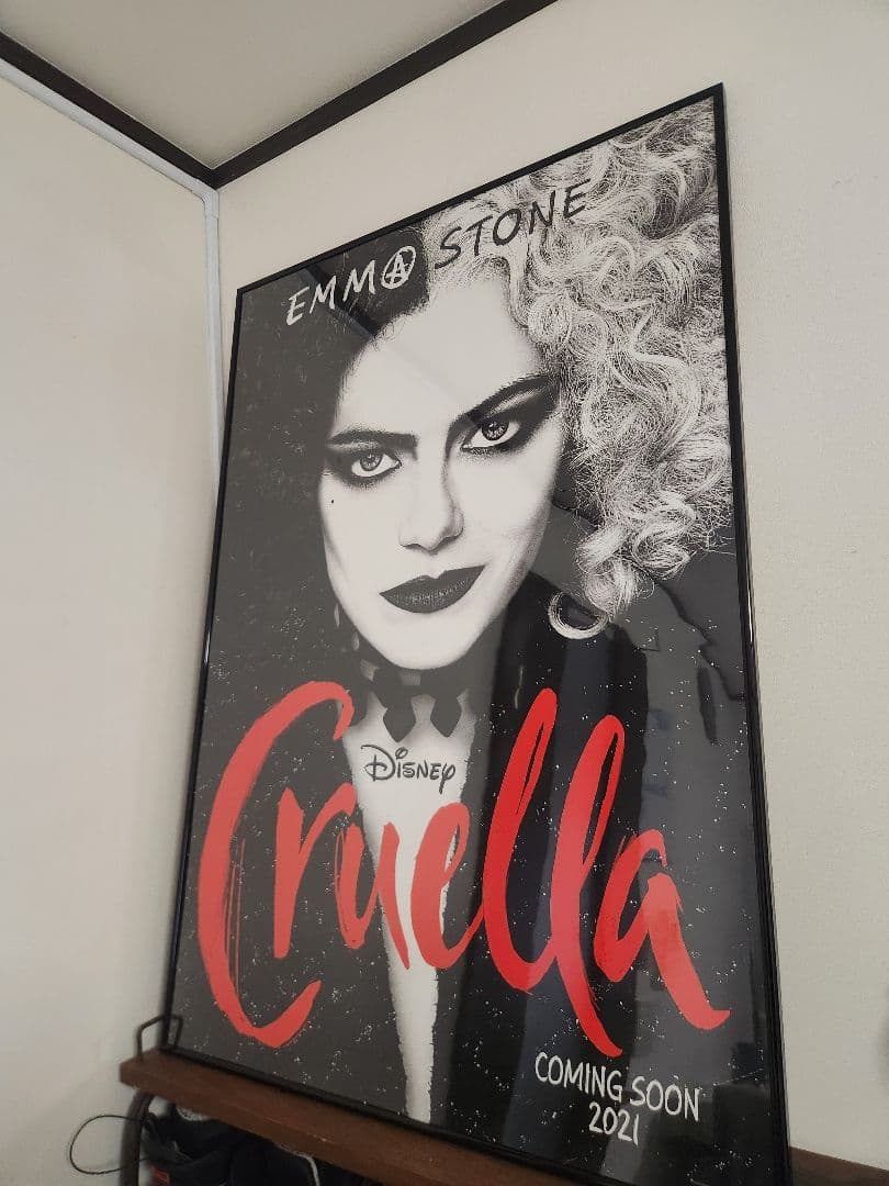 クルエラ アメリカ版ポスター 映画館