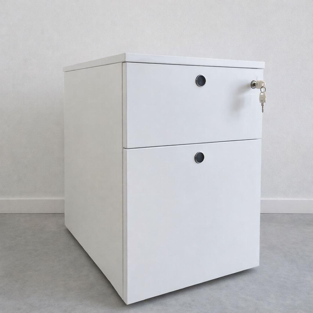 ✨Fantoni ファントーニ サイドワゴン 2段 新品未使用 鍵付き