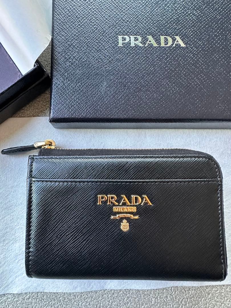 PRADA キーリング付きケース 値下不可