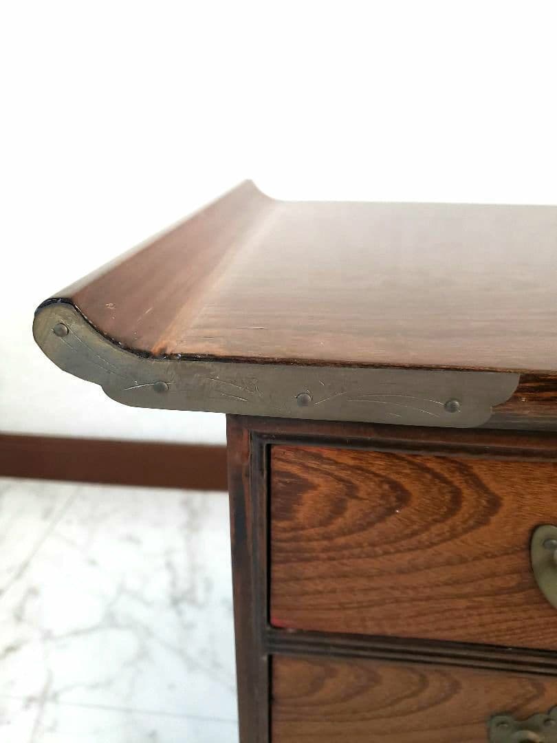 【昭和レトロ】木製家具　和風家具　民芸風　小引き出し　収納棚　木製模様の箪笥