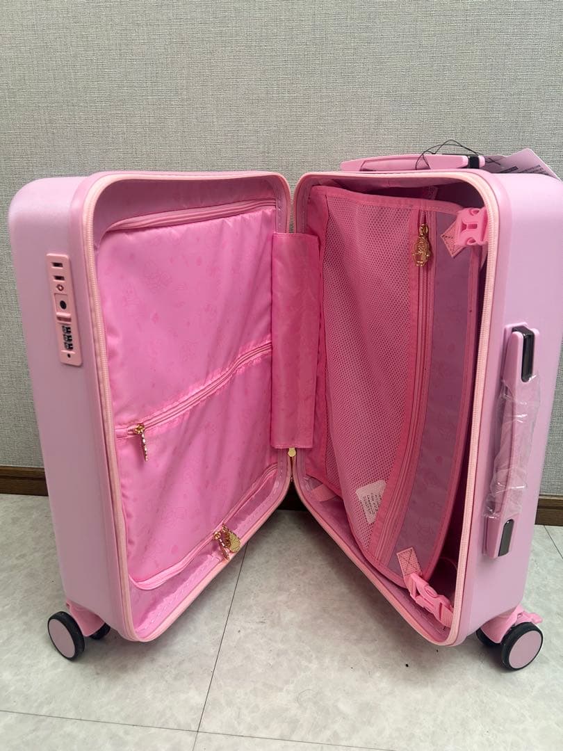 新品　おぱんちゅうさぎ　スーツケース ドンキ限定