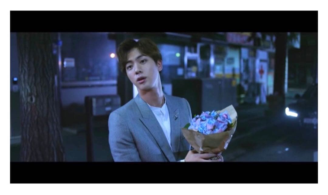 BTS 防弾少年団　花様年華　ART TOY フィギア　トレカ付き