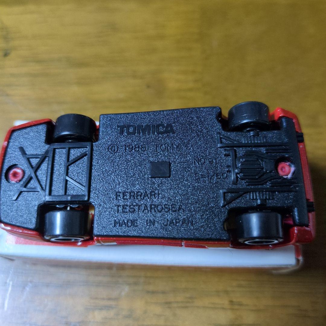 トミカ赤箱　日本製　 フェラーリ テスタロッサ 91
