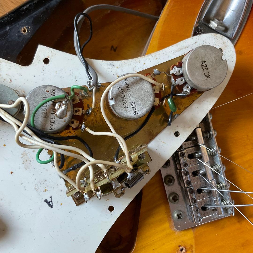 TOKAI ストラトキャスター　サンバースト