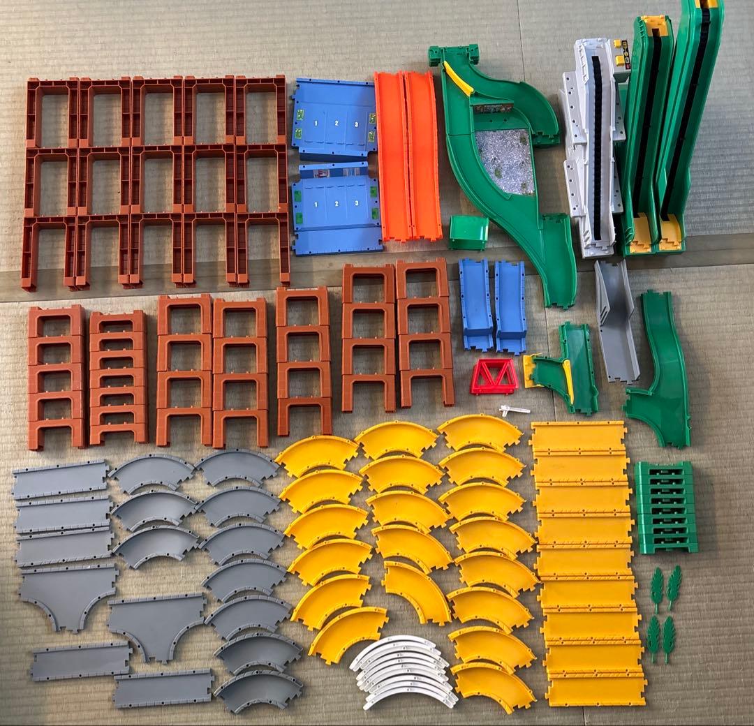 トミカシステム　オートやまみち道路セット　大量