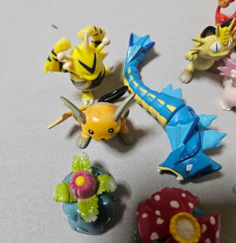 ポケモン　モンコレ　初期　フィギュア　16体　まとめ売り
