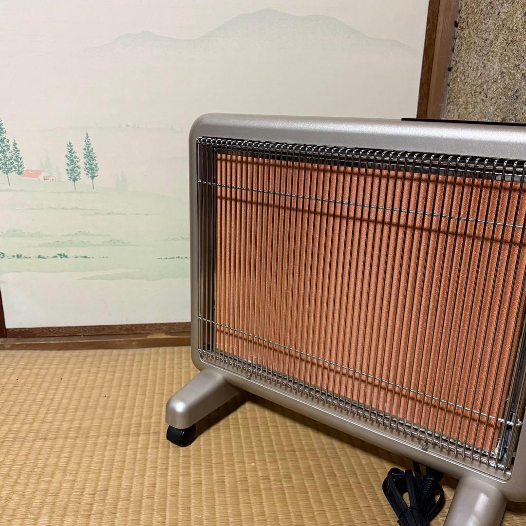 【ほぼ未使用】 サンルミエ・エクセラ７ N750L-GR 遠赤外線ヒーター 極暖