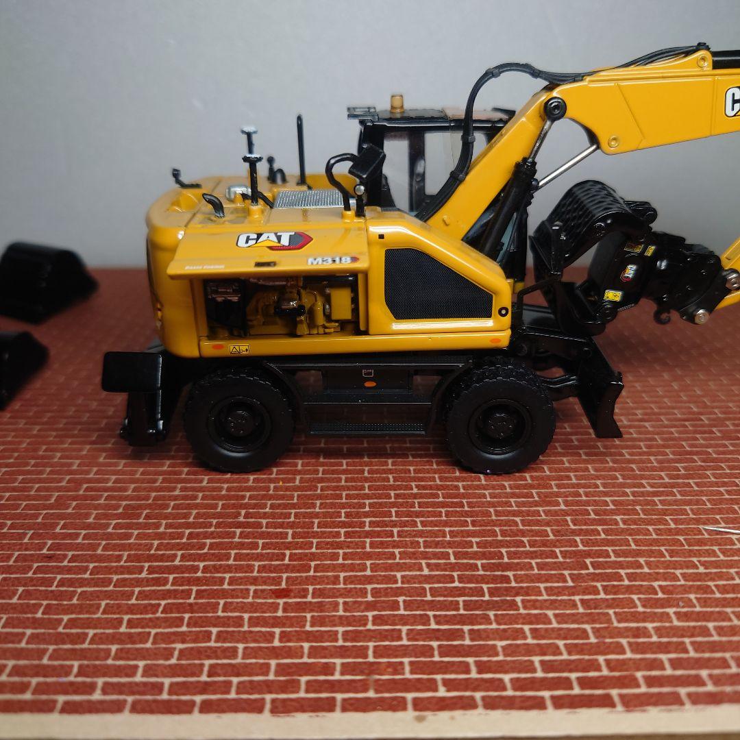 CAT M318 WHEELED EXCAVATOR カスタム品 1/50