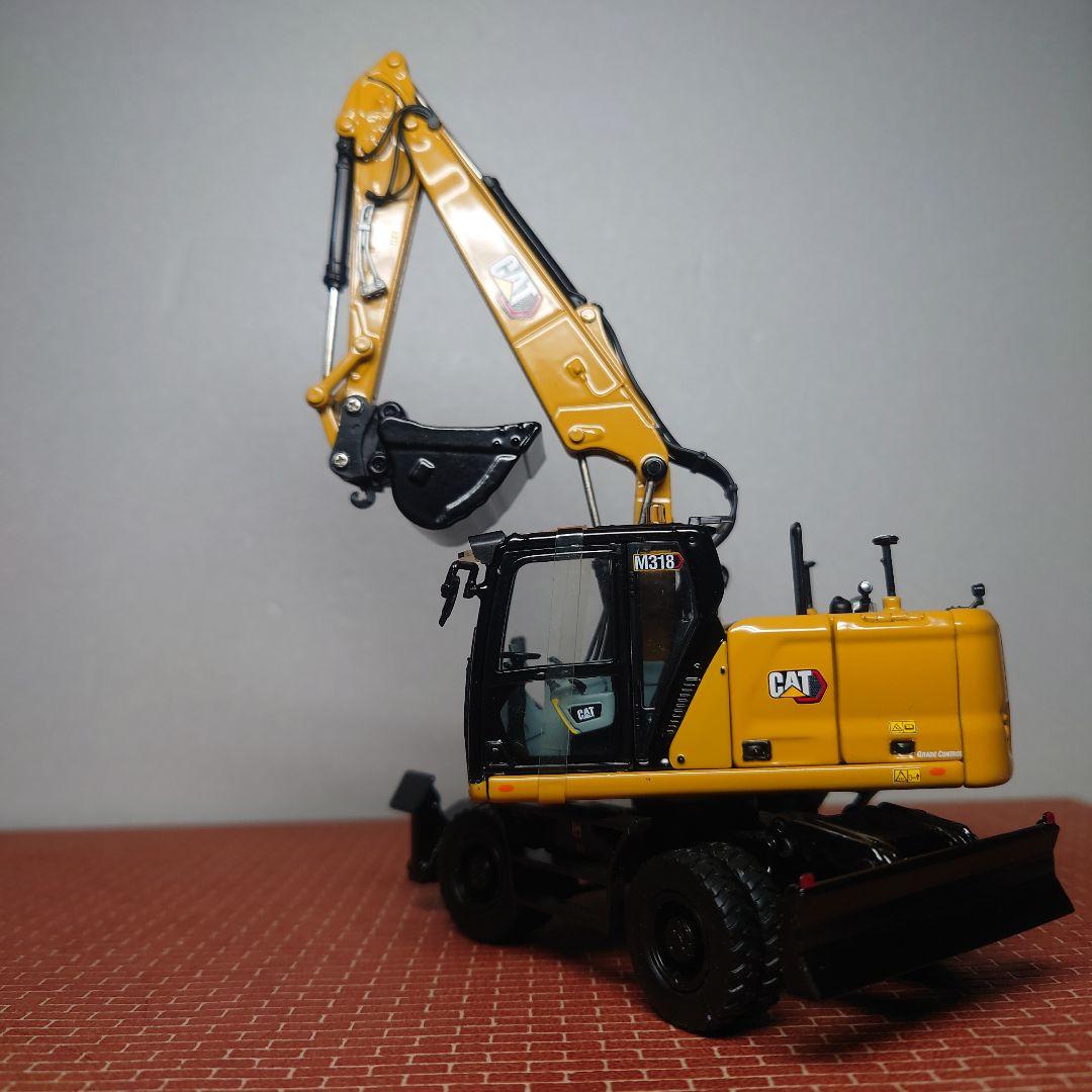 CAT M318 WHEELED EXCAVATOR カスタム品 1/50