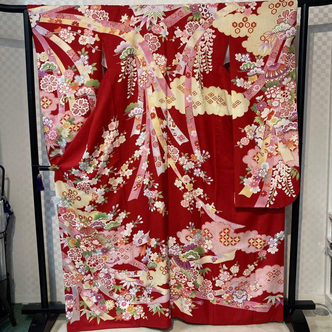 華やか！　振袖　赤　古典　Mサイズ