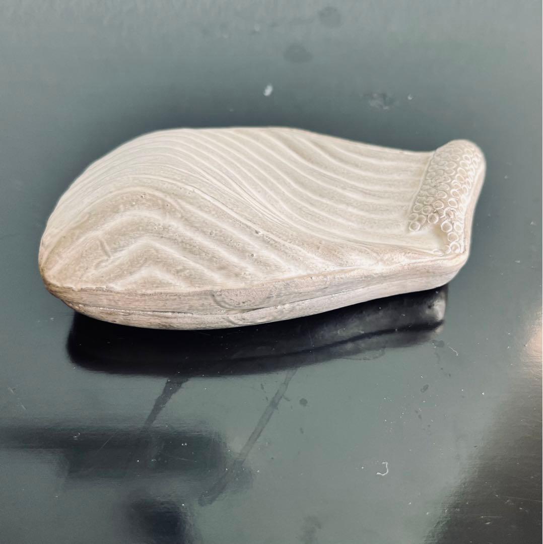 林みちよ　銀彩　香合「流れ」　茶道　オブジェ　蓋物