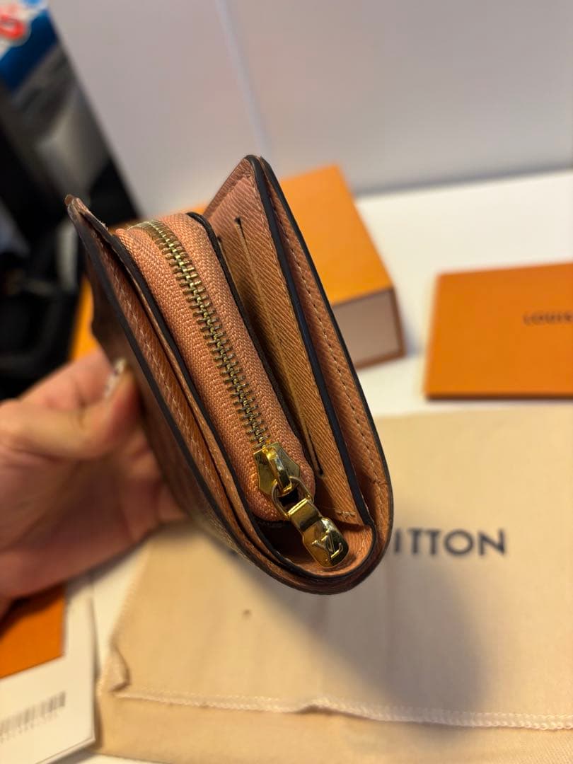 Louis Vuitton ポルトフォイユジュリエット　ダミエ