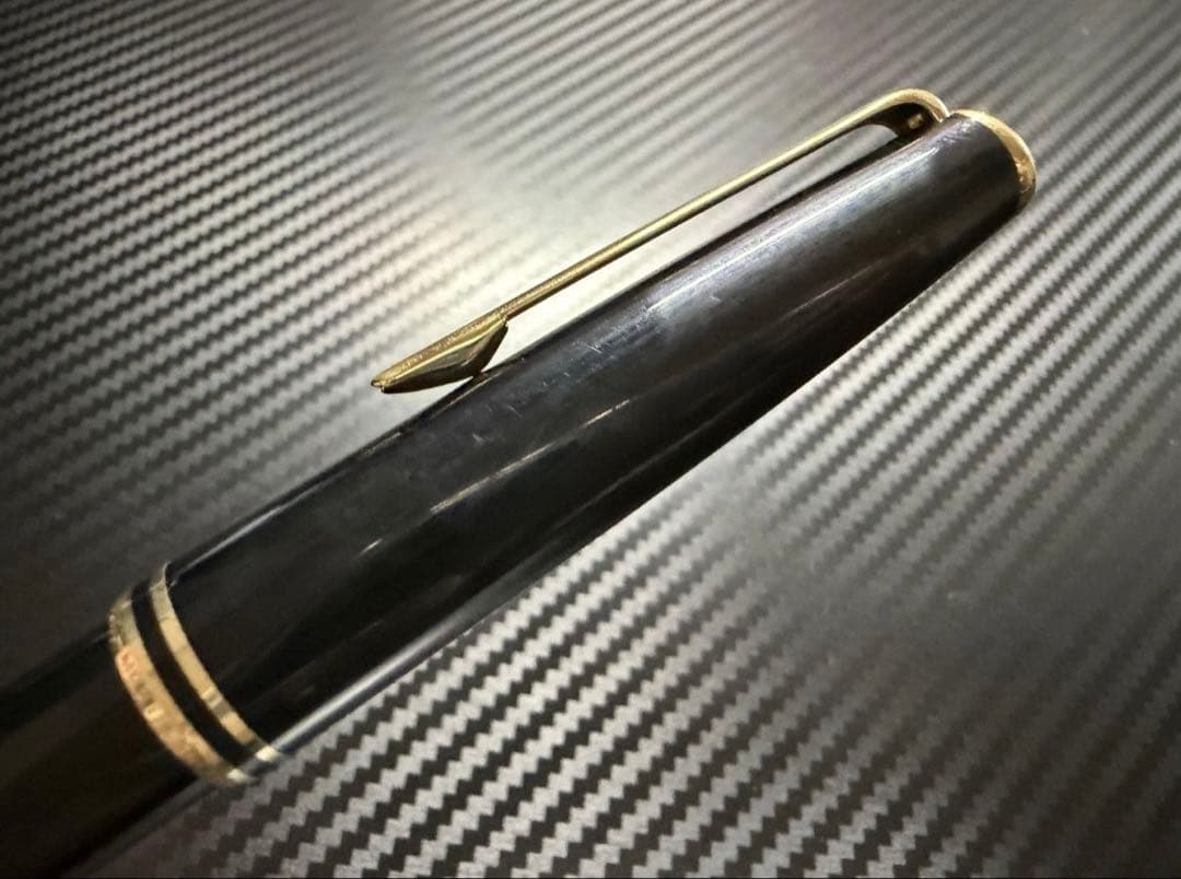 美品 モンブラン クラシック 万年筆 ブラック F 細字