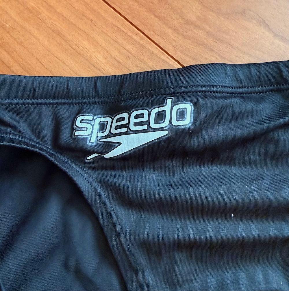 【美品】speedo　アクアブレードΣ　 ブラック　 M　光沢　ウロコ　競パン