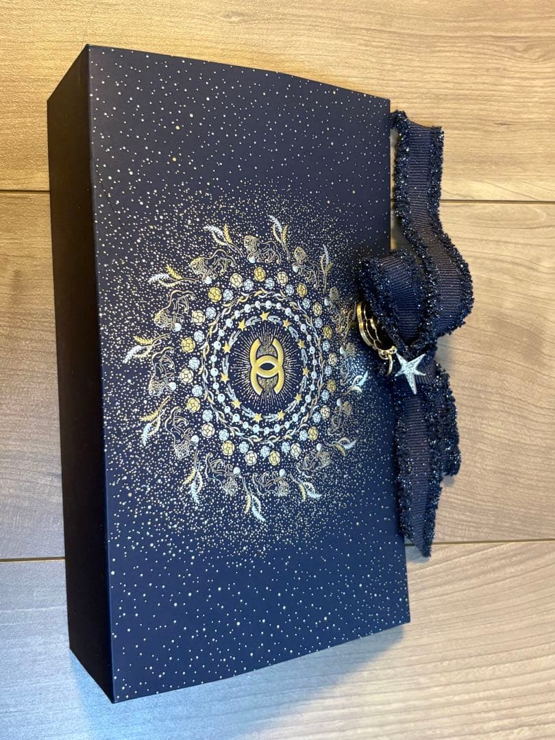 レ シーニュ ドゥ シャネル ローズ ルミエール