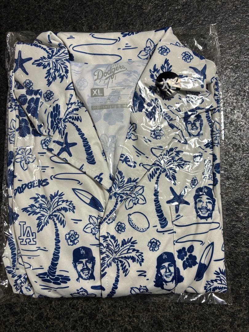 7月1日ドジャースハワイアンナイト限定アロハシャツ