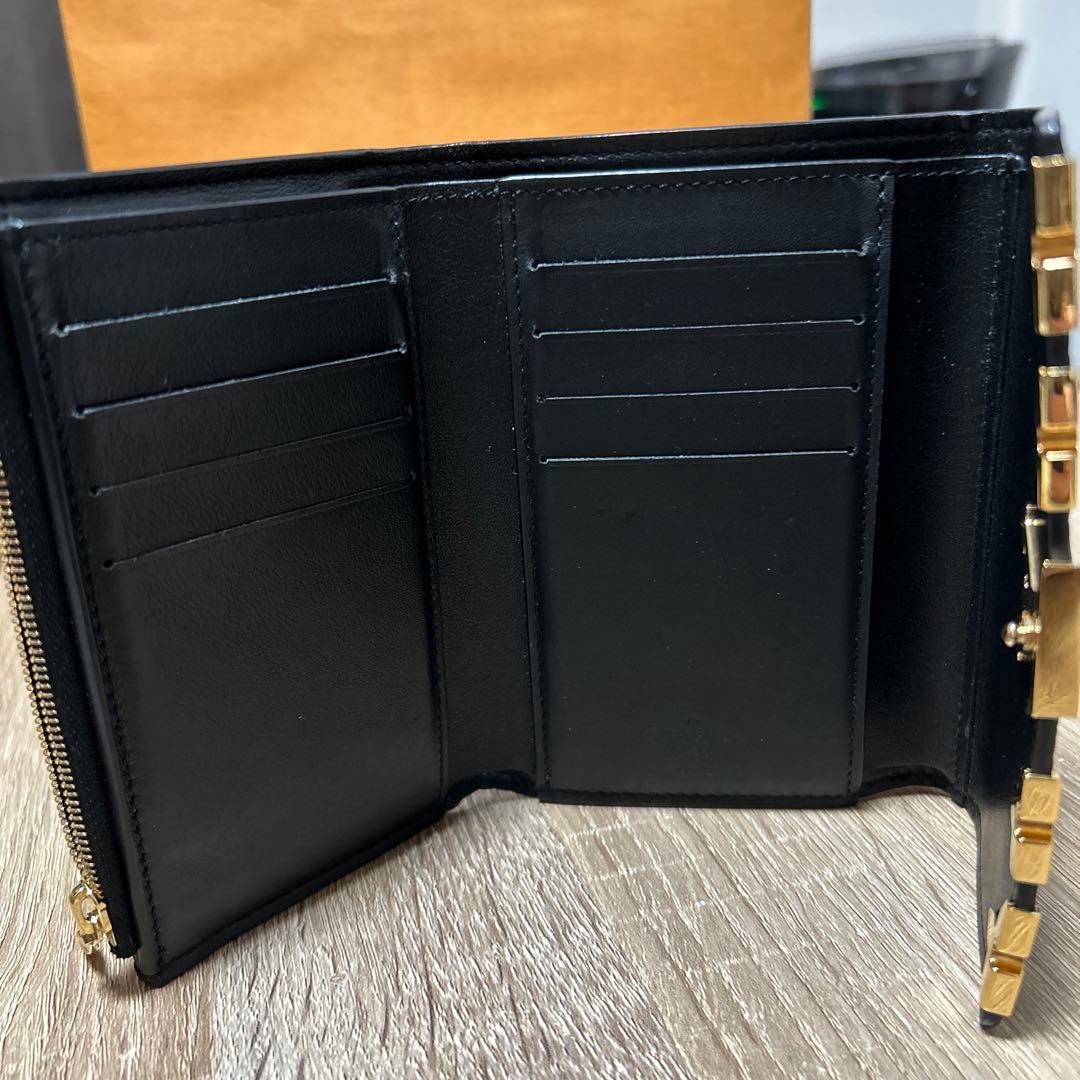 美品　ルイヴィトン　ポルトフォイユカプシーヌコンパクト　財布