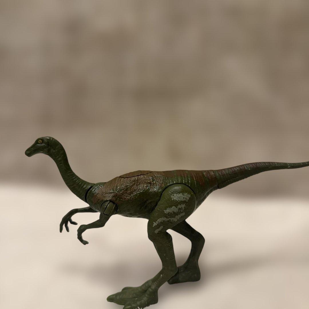 ジュラシックワールド 恐竜4体