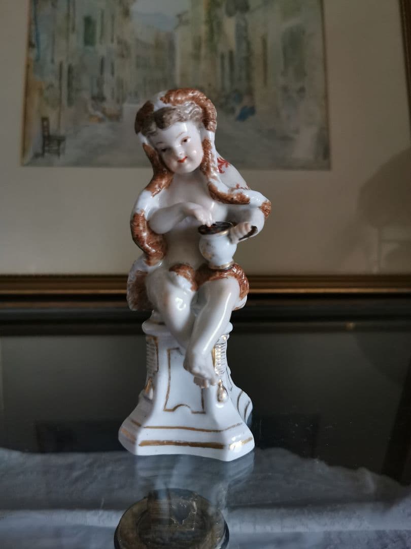 アンティークドイツ 18世紀初期マイセン希少ARⅢポーセリン人形 ポットとマント