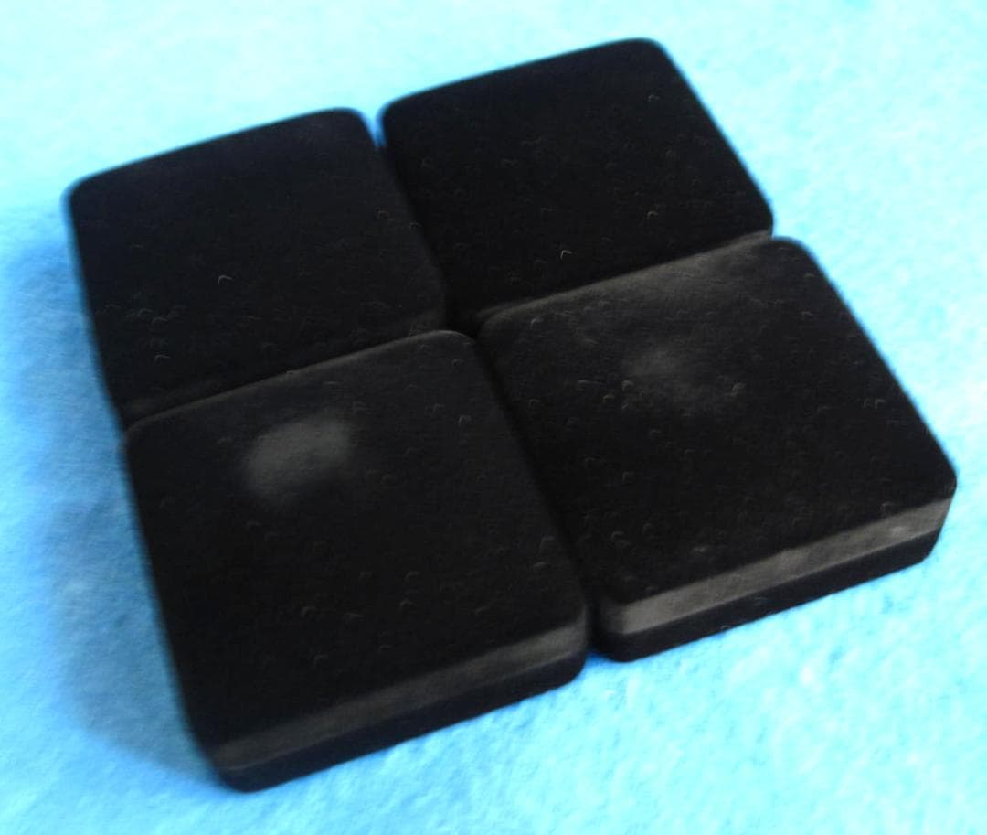 アメリカンシルバーイーグルカラー　１オンス銀貨　E・プレスリー２５周年記念　４枚