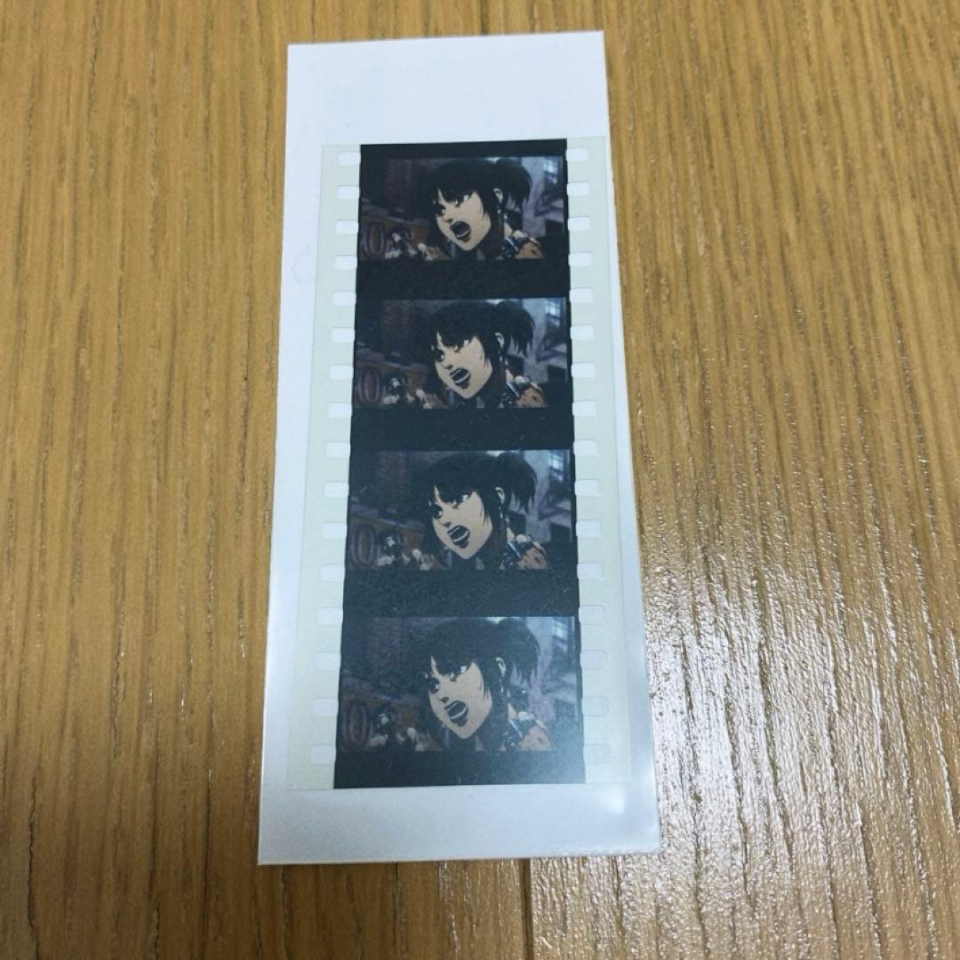 進撃の巨人　エレン　エルヴィン　リヴァイ でかアクリルスタンド　アクスタ