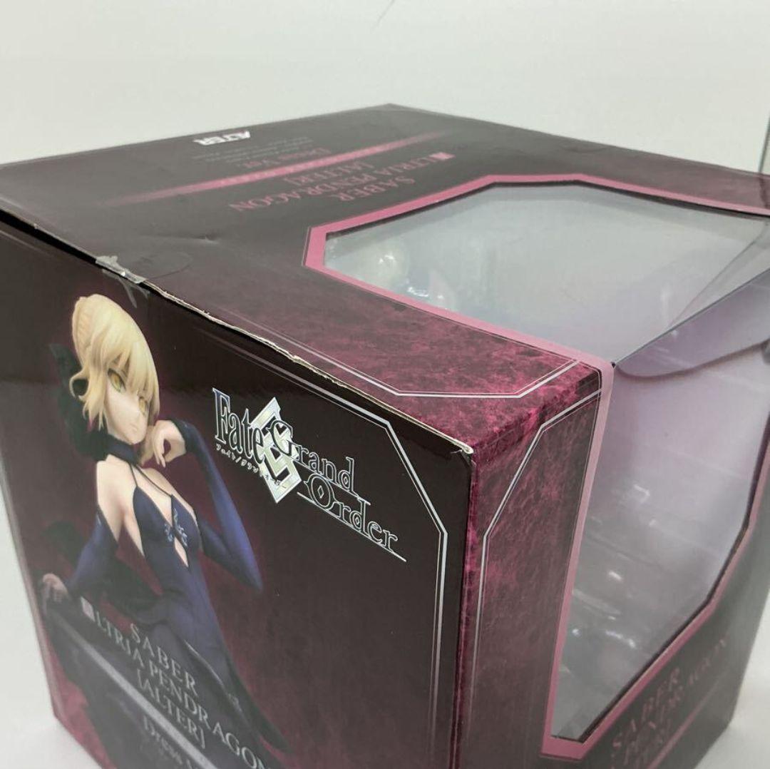 セイバー アルトリア・ペンドラゴン ドレスVer. 1/7スケール フィギュア