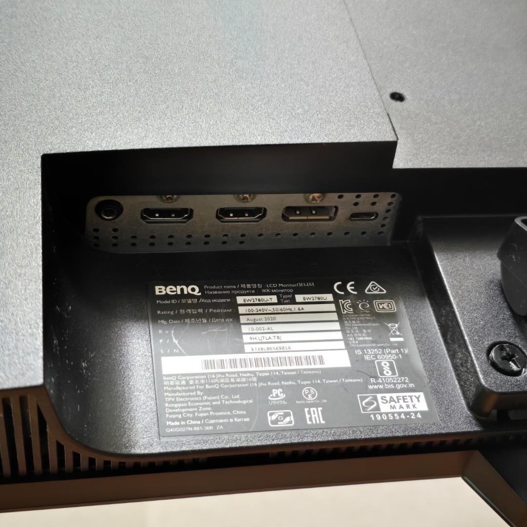 BenQ EW2780U （27インチ IPS 4K HDR10対応モニター）