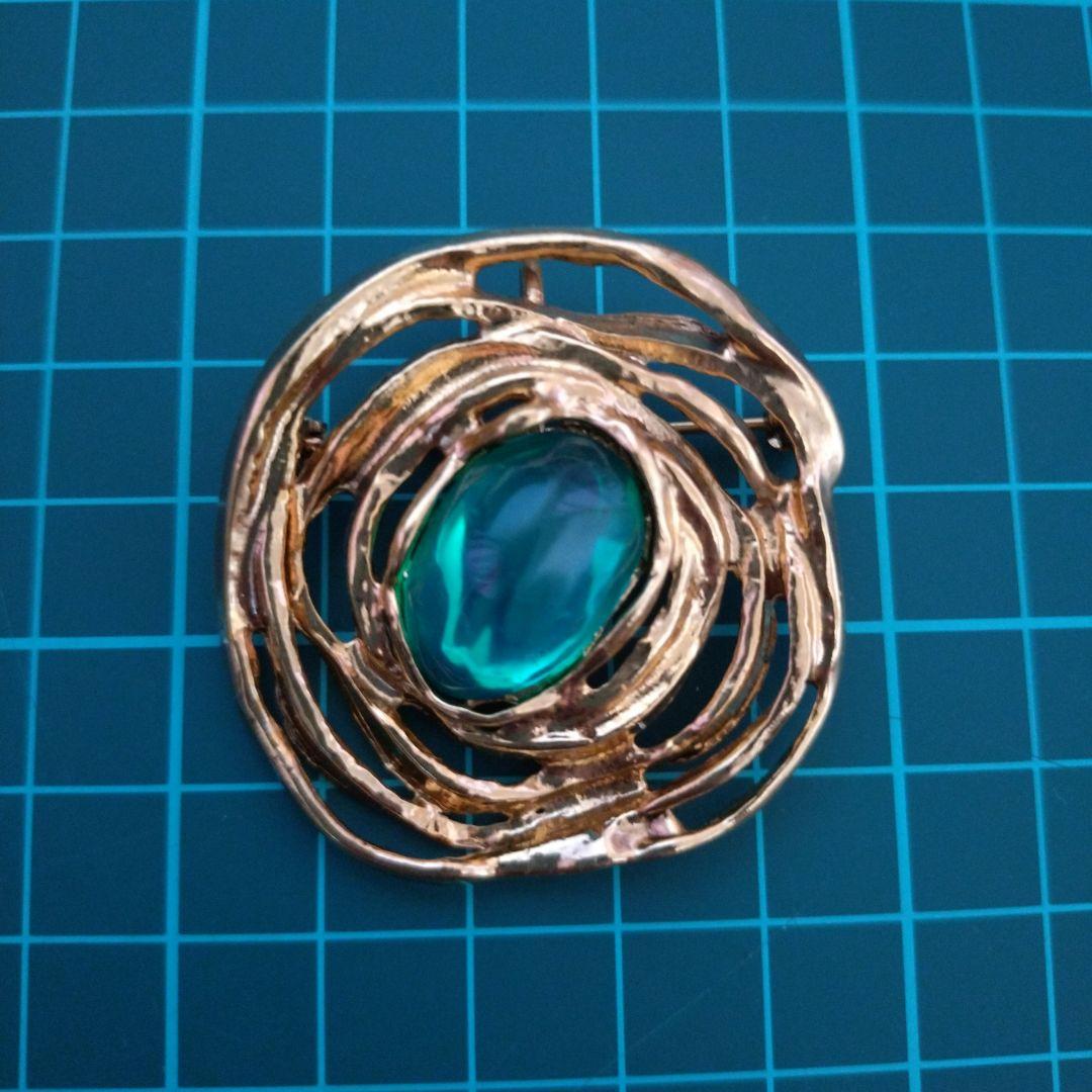 週末限定値下げYSL ヴィンテージ ブローチ ネックレストップ