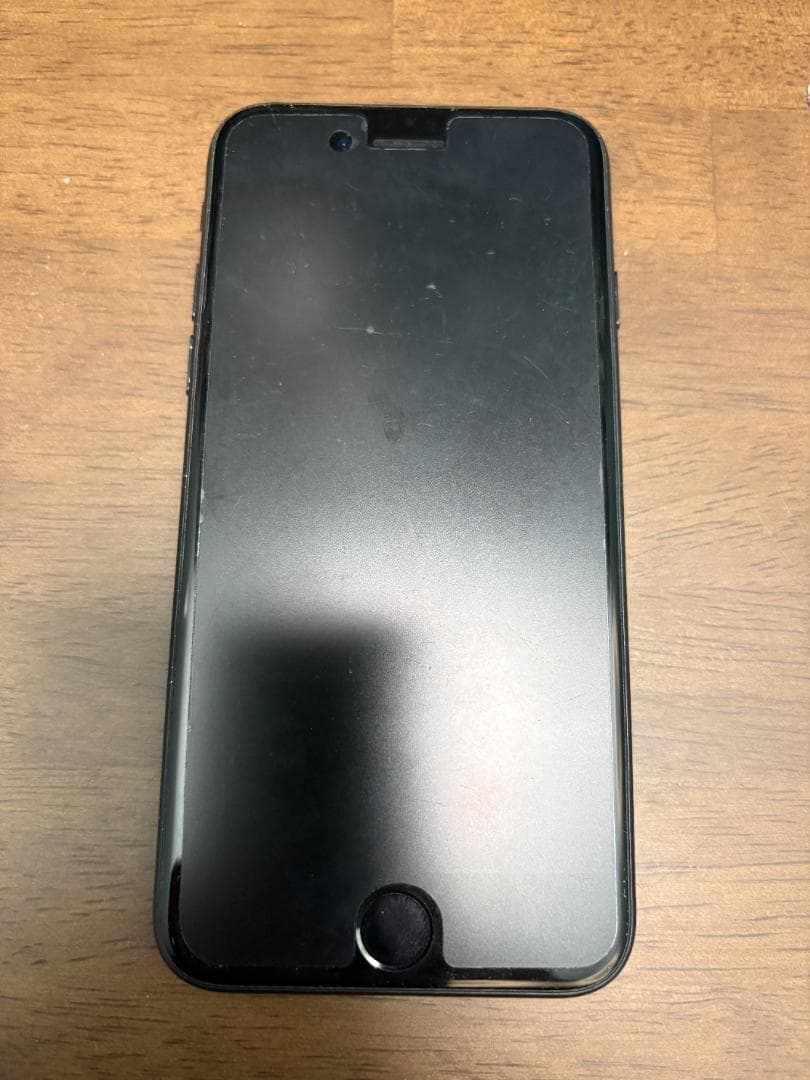 iPhone se2 ブラック 64G