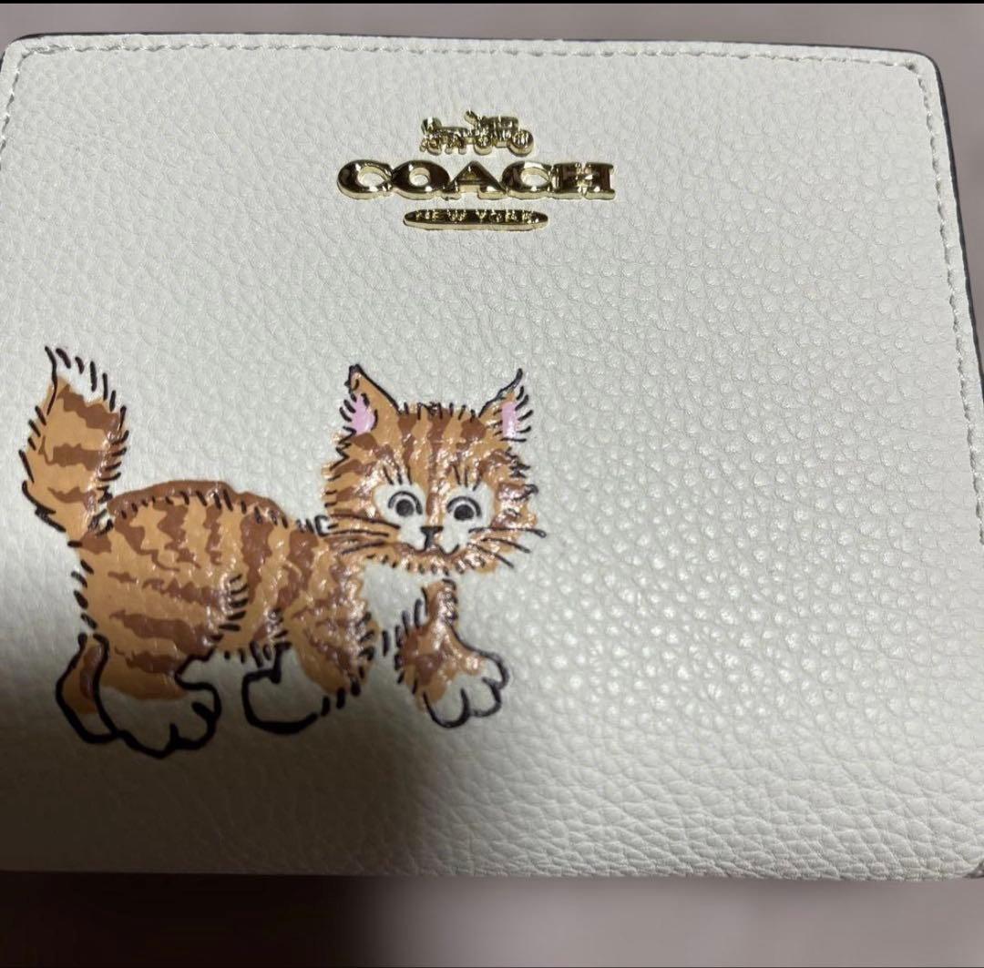 新品未使用　コーチ　COACH 二つ折り財布　猫イラスト