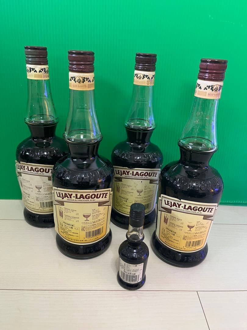 ルジェ クレーム ド カシスキュール サントリ 8本セット