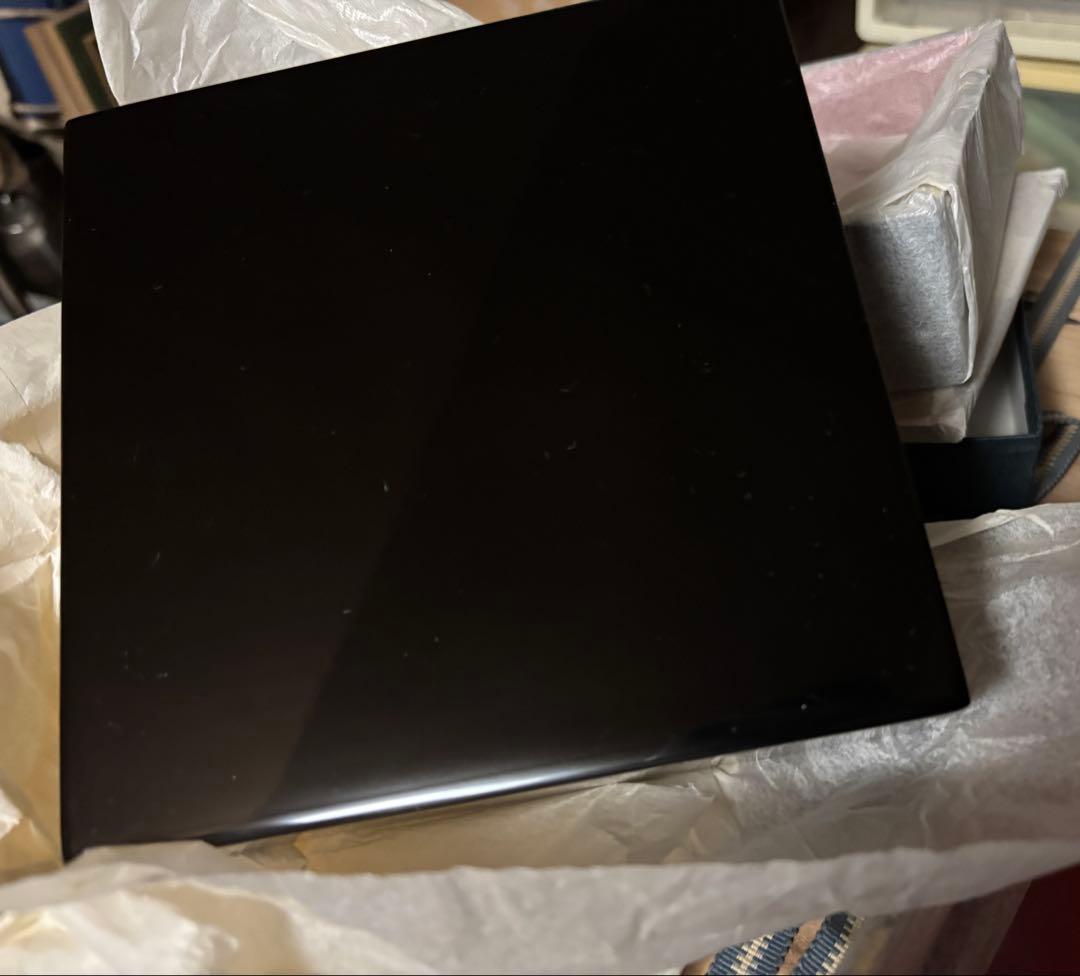 黒い漆の重箱　（未使用品）
