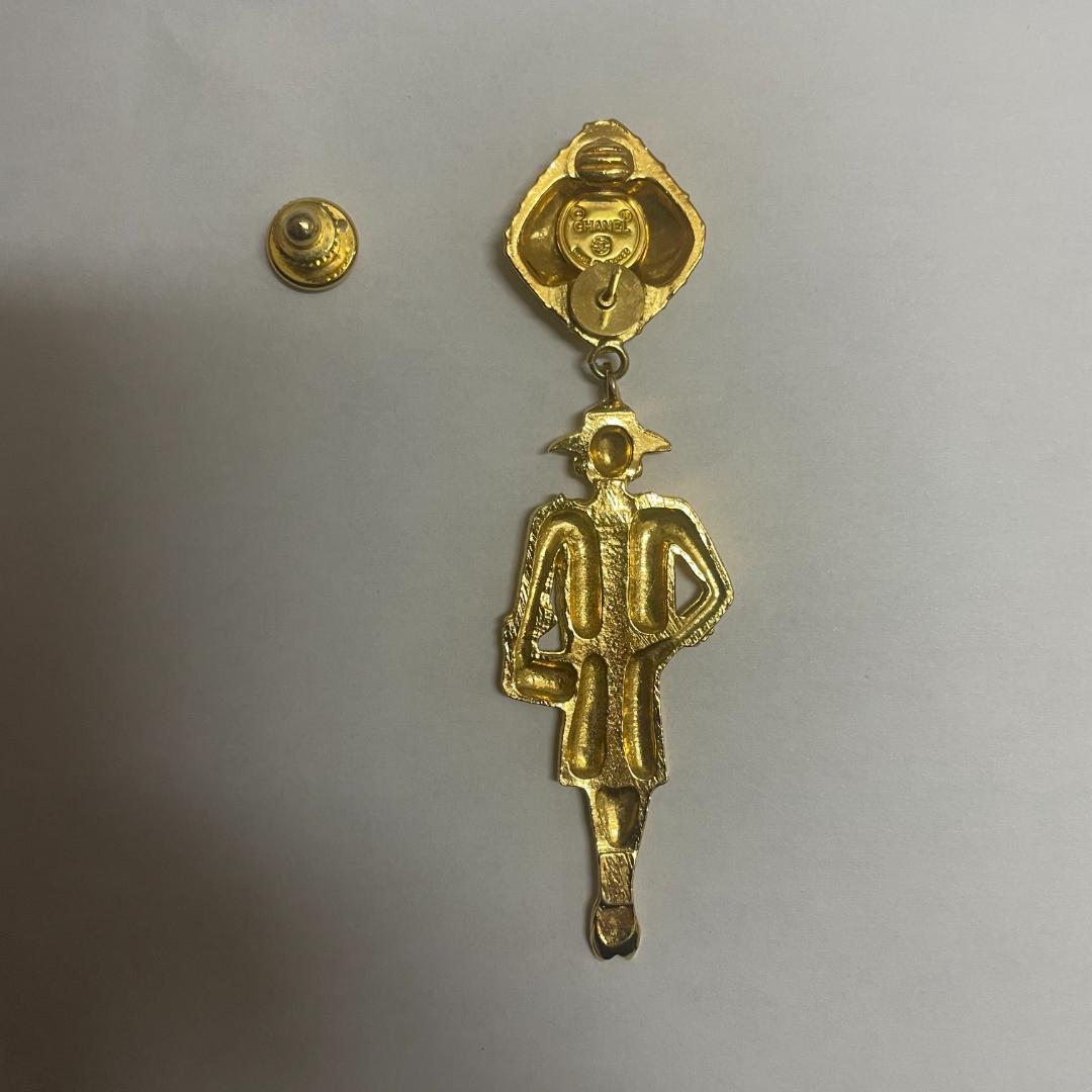 ヴィンテージ　シャネル　マドモアゼル イヤリング　リメイクブローチピン