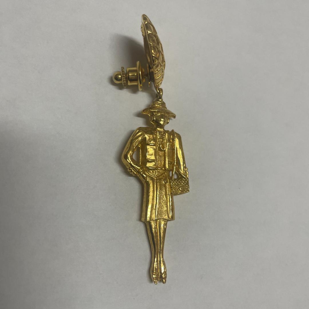 ヴィンテージ　シャネル　マドモアゼル イヤリング　リメイクブローチピン