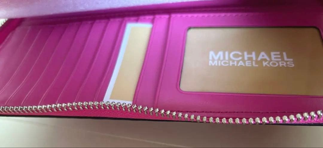 MICHAEL KORS ピンク財布